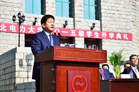 董事长李国庆发表演讲